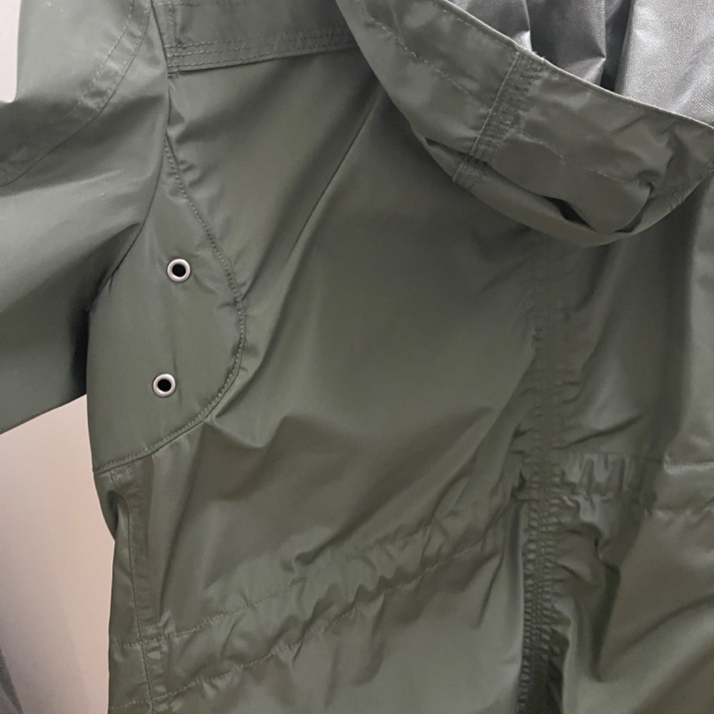 Rain Jacket Hooded - image 4